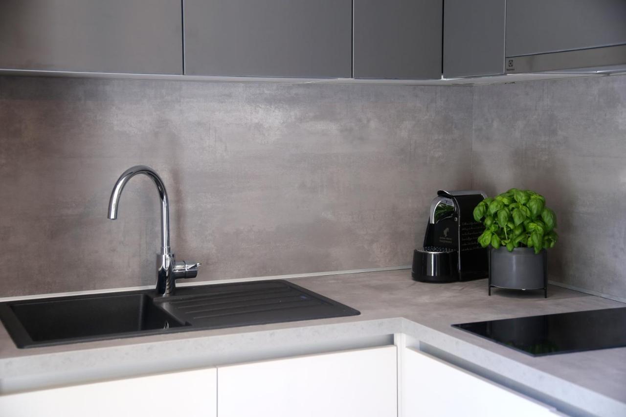 Apartments Hugo 2 Сплит Экстерьер фото