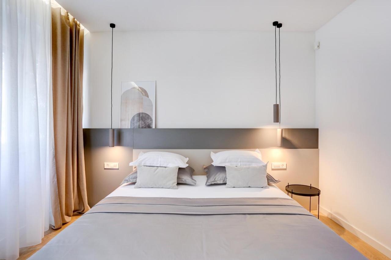 Apartments Hugo 2 Сплит Экстерьер фото