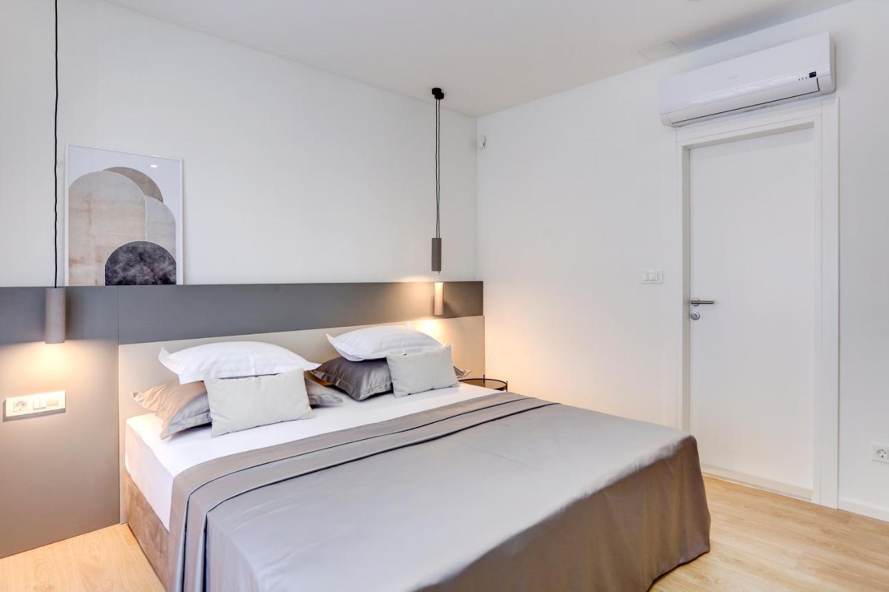 Apartments Hugo 2 Сплит Экстерьер фото